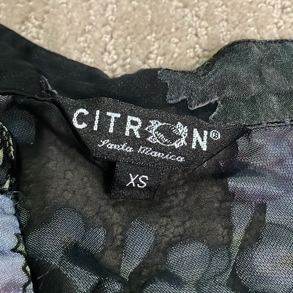 Citron silk blouse/jacket with sheer portions - Picture 2 of 4